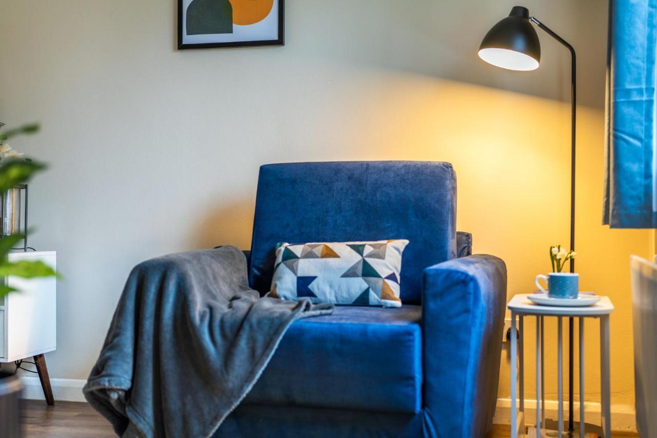 Grange Studio Apartment - Heathrow Staines-upon-Thames Екстериор снимка